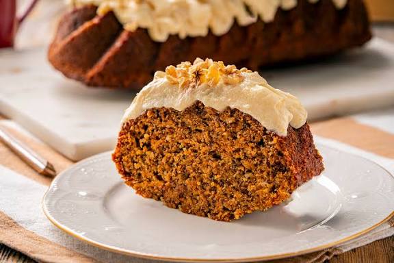 Havuçlu Kremalı Kek